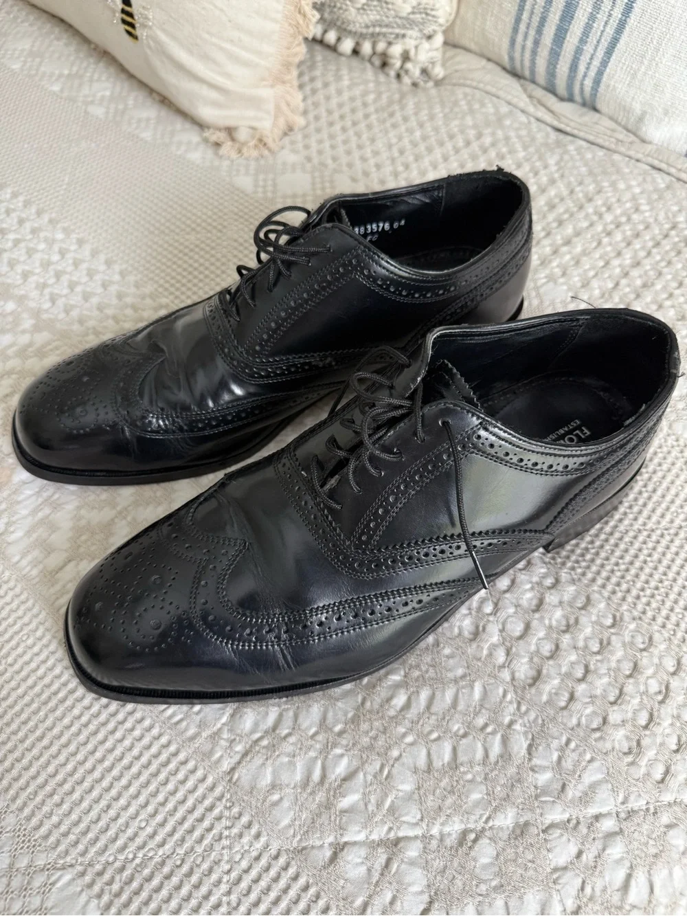 Florsheim Black Leather Wingtip Dress Oxfords Men’s size 10.5